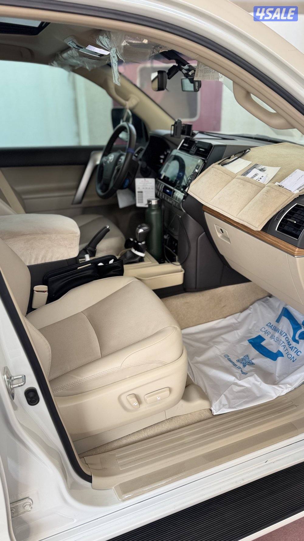 بـرادو VX 2023 أبيض صدفـي Final Addition10