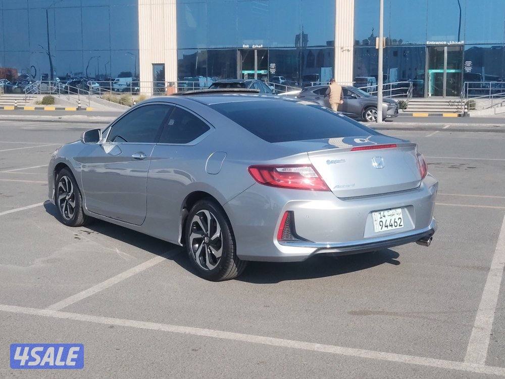 هوندا اكورد كوبيه موديل 2016 عداد ٨٠ الف فل كامل بحاله ممتازة جدا4
