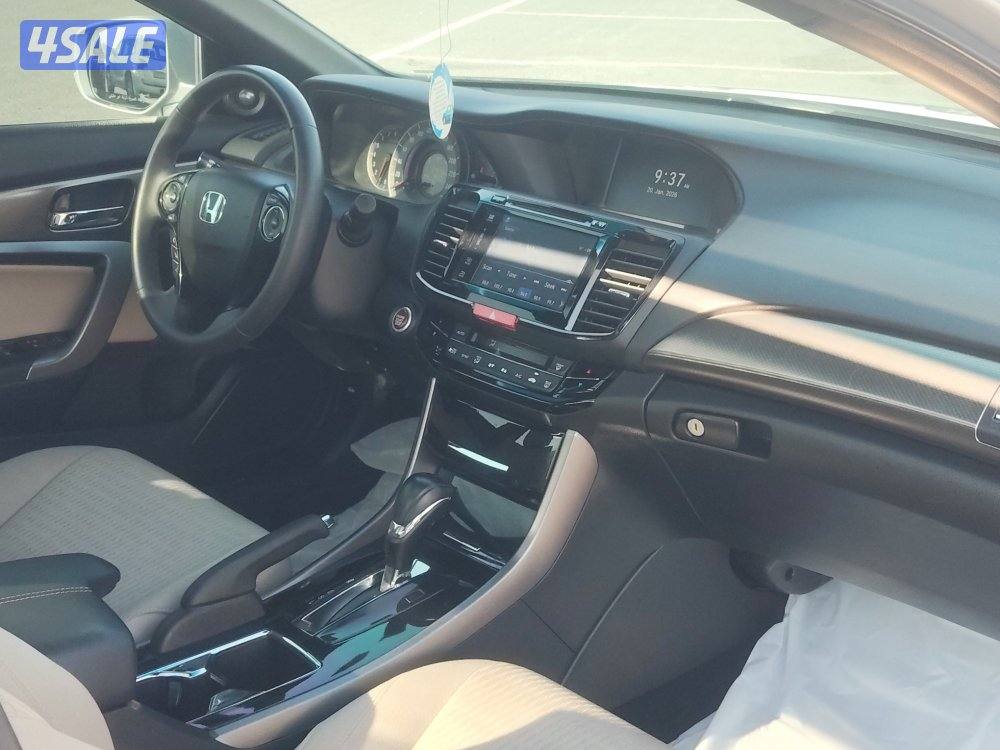 هوندا اكورد كوبيه موديل 2016 عداد ٨٠ الف فل كامل بحاله ممتازة جدا5
