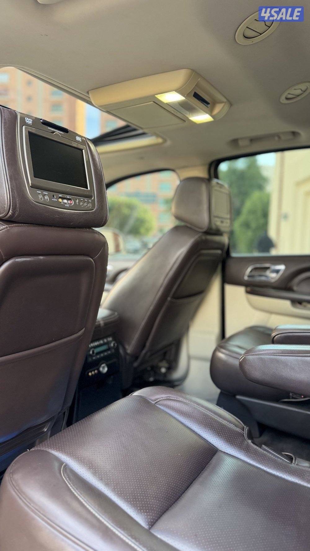 اسكاليد بلاتينيوم 2011 بحالة الوكالة5