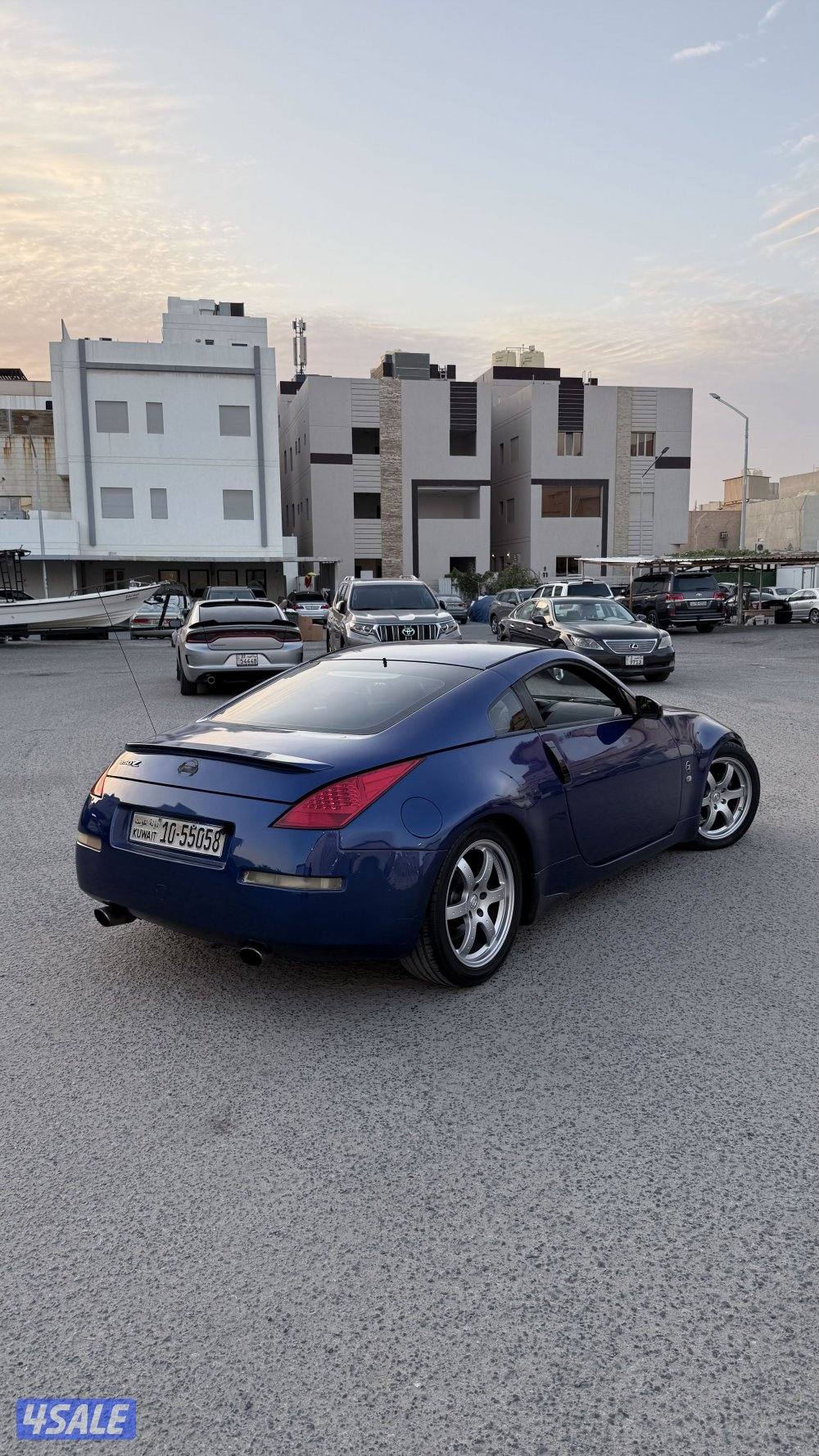 للبيع نيسان زد 350z 20052
