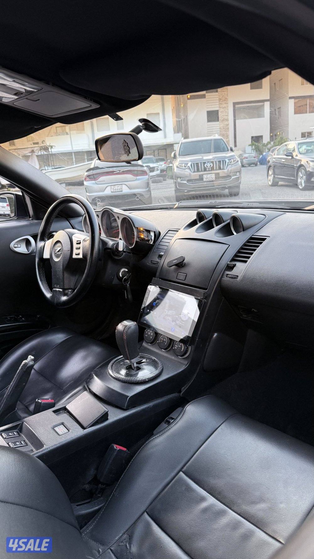 للبيع نيسان زد 350z 20057