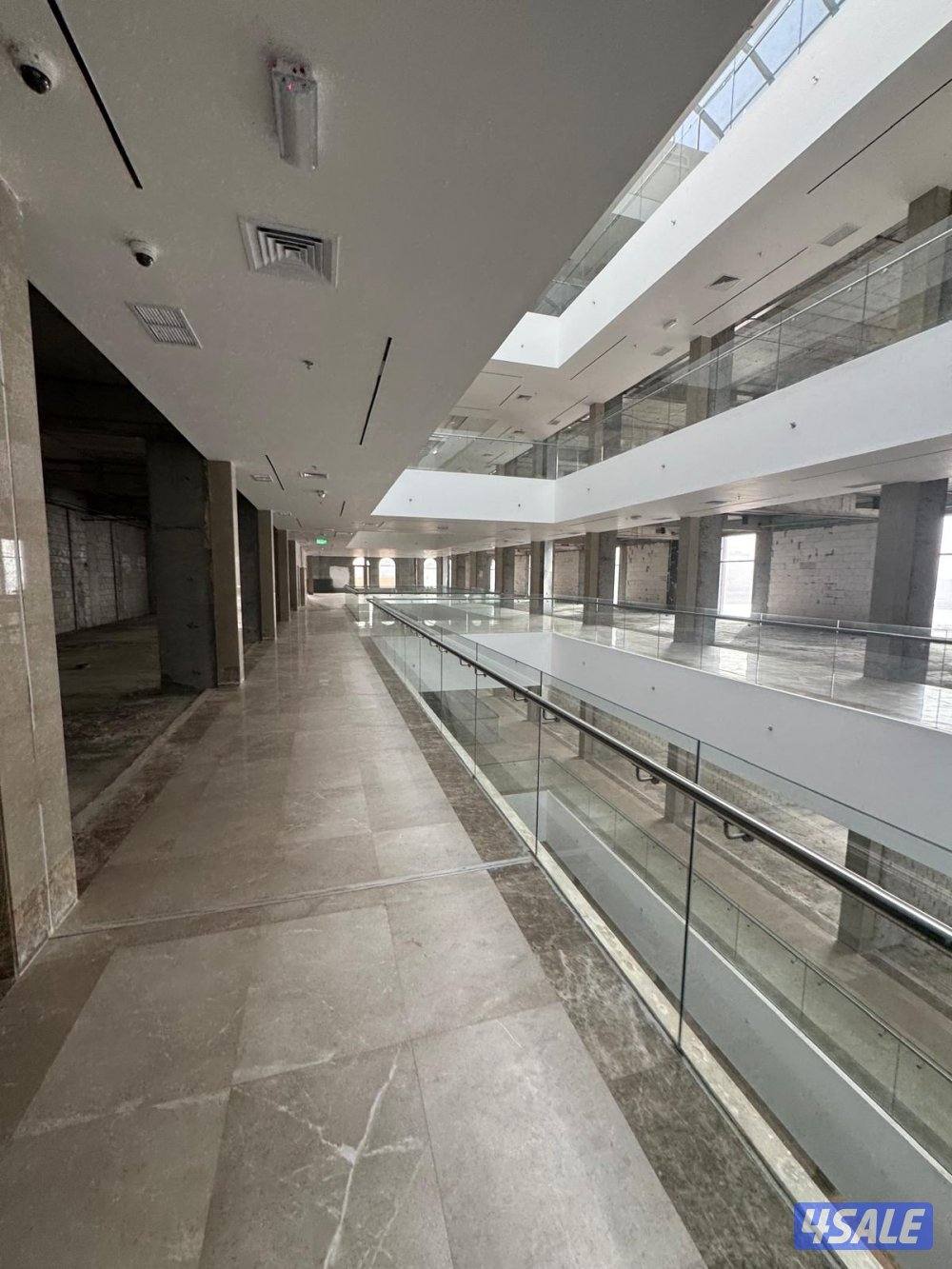 محلات للايجار بمجمع لاجونا مول مساحات مختلفه لانشطه متنوعه12