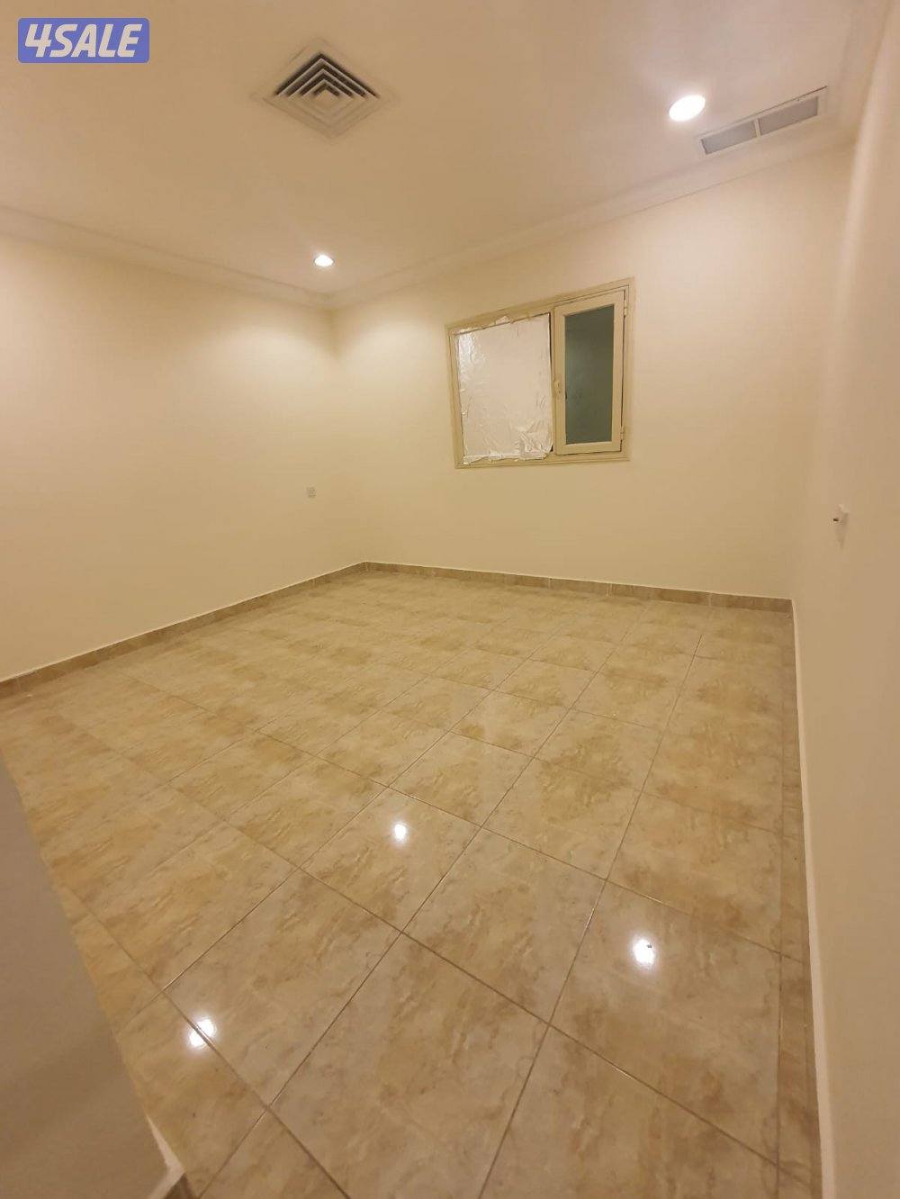 شقه ديلوكس بالسالميه بموقع مميز جدا Deluxe apartment in Salmiya4