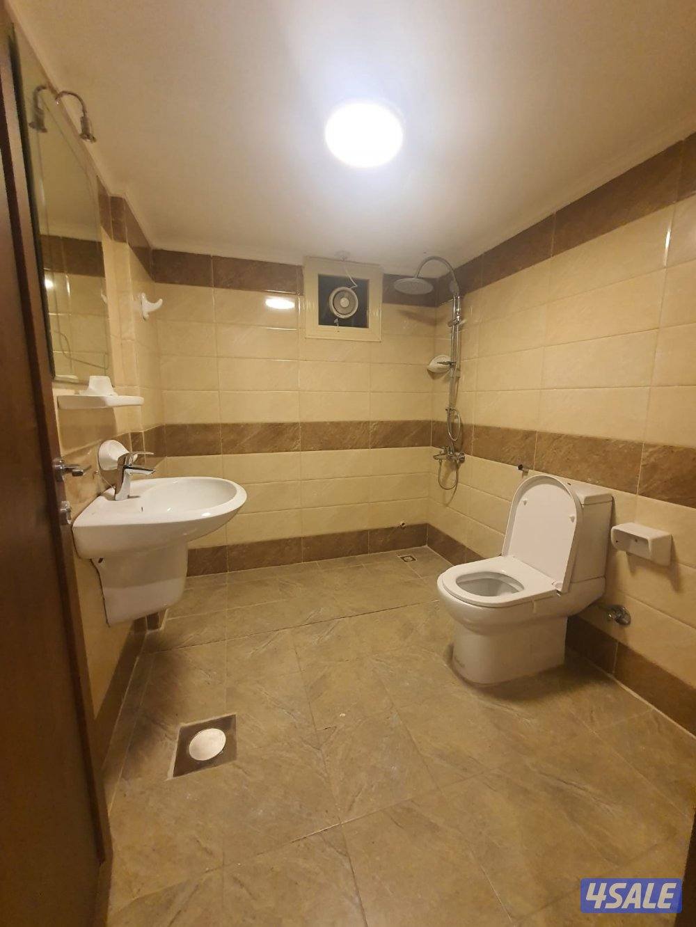 شقه ديلوكس بالسالميه بموقع مميز جدا Deluxe apartment in Salmiya10