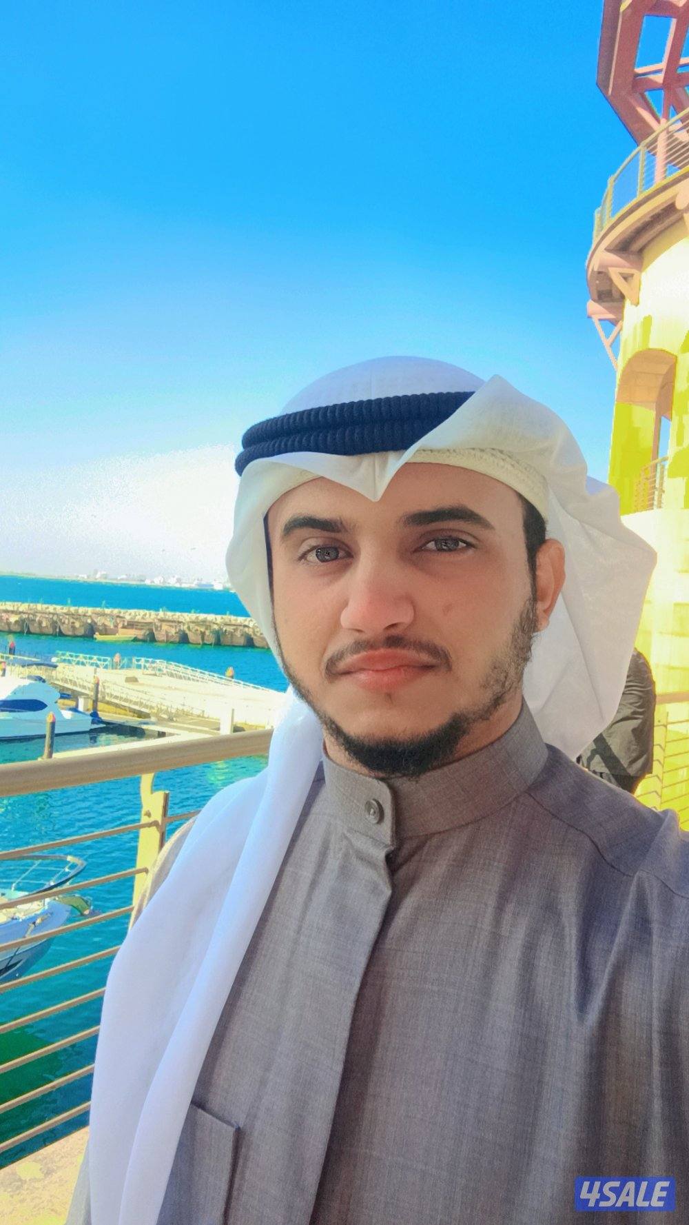 شاب من جنوب اليمن عدن باحث عن عمل ولدي رخصة قيادة 🇰🇼1