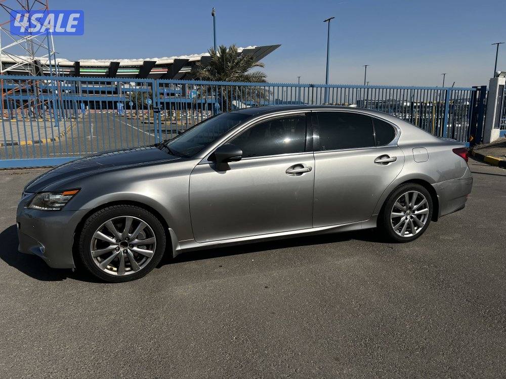 للبيع لكزس GS2500