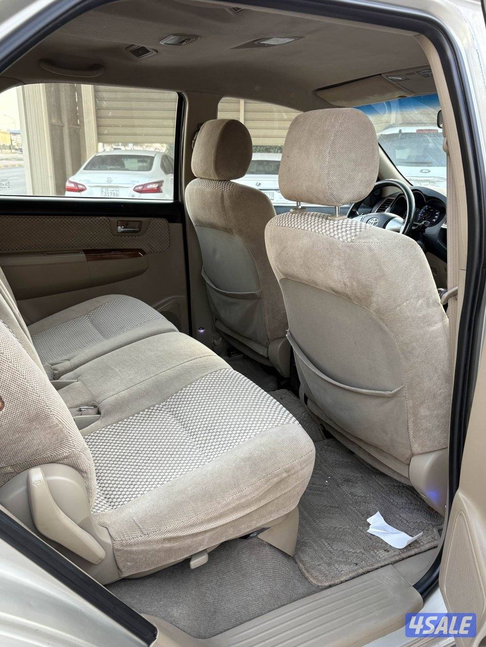 للبيع فورتنر ٢٠١٥5