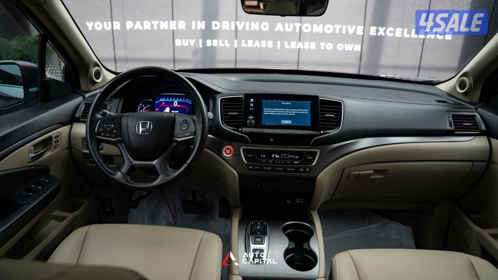 Honda Pilot MRV AWD 3.5L V6 - 3 rpws 7 seater4