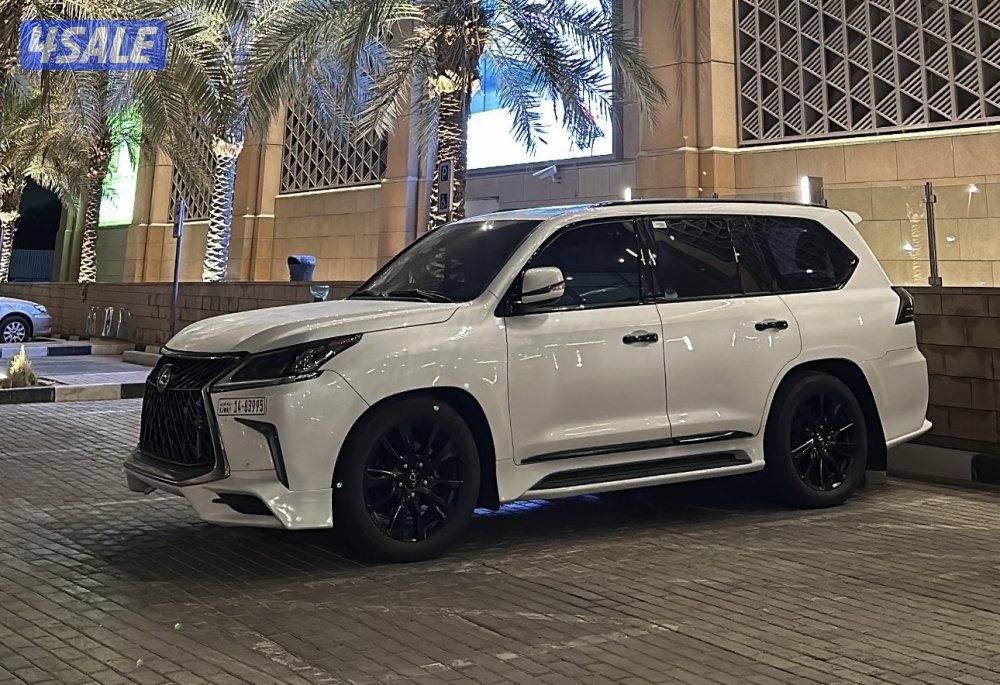 جيب لكزس بلاك اديشن 20160