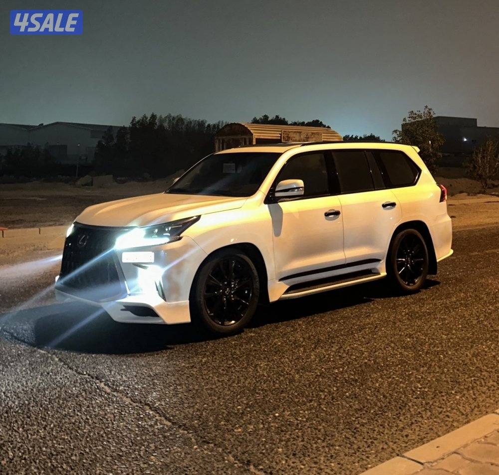 جيب لكزس بلاك اديشن 20161