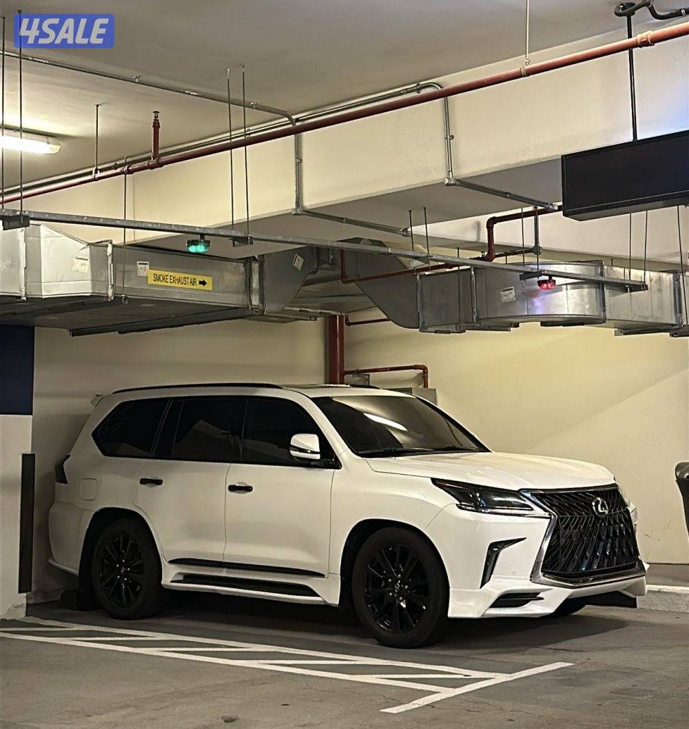 جيب لكزس بلاك اديشن 20162