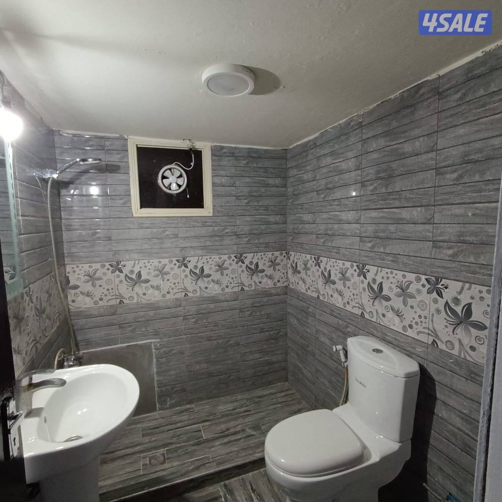 شقةغرفةصالةتشطيب جديدحمام مطبخ كبير مصافط متوفرة كل الخدمات متوفرة6