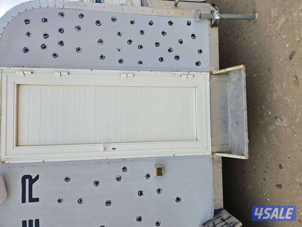 كرفان اماراتي موديل 24 مجدد بالكامل  من الداخل والخارج4