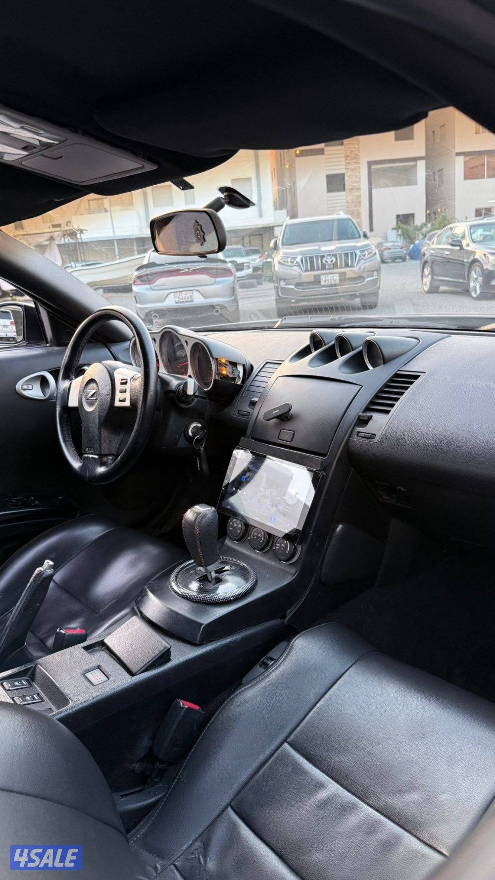 للبيع نيسان زد موديل ٢٠٠٥ شرط الفحص قير مكينه وشاصيعداد ٢٥٠3