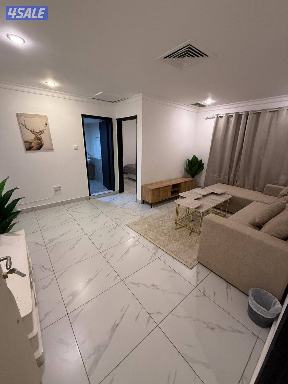 شقق للايجار خلو وفاضي غرفة وصالة ومطبخ وحمام تشطيب سوبر لوكس1