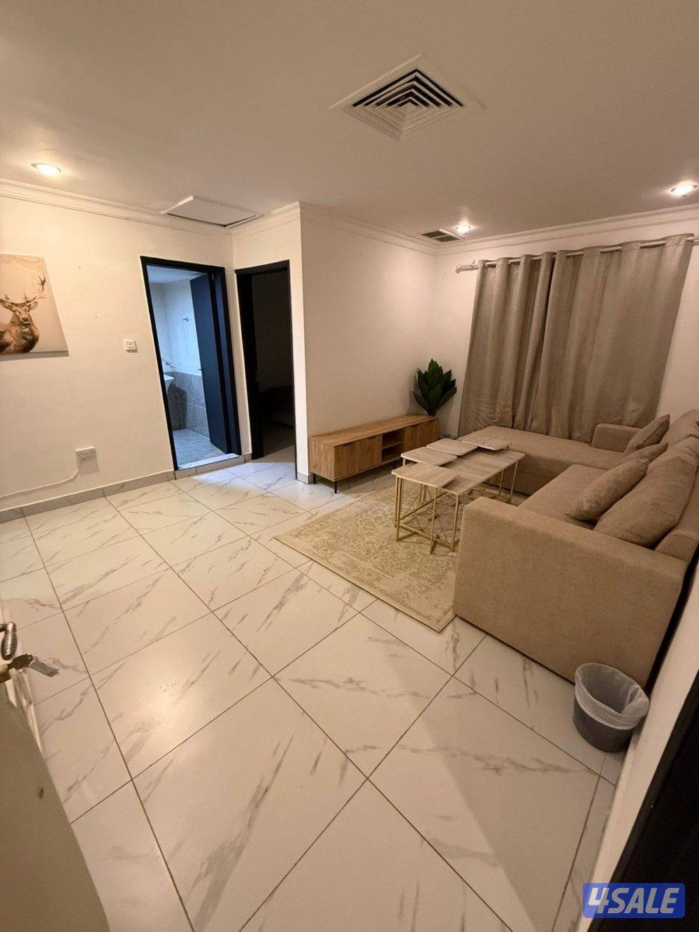 شقق للايجار خلو وفاضي غرفة وصالة ومطبخ وحمام تشطيب سوبر لوكس7