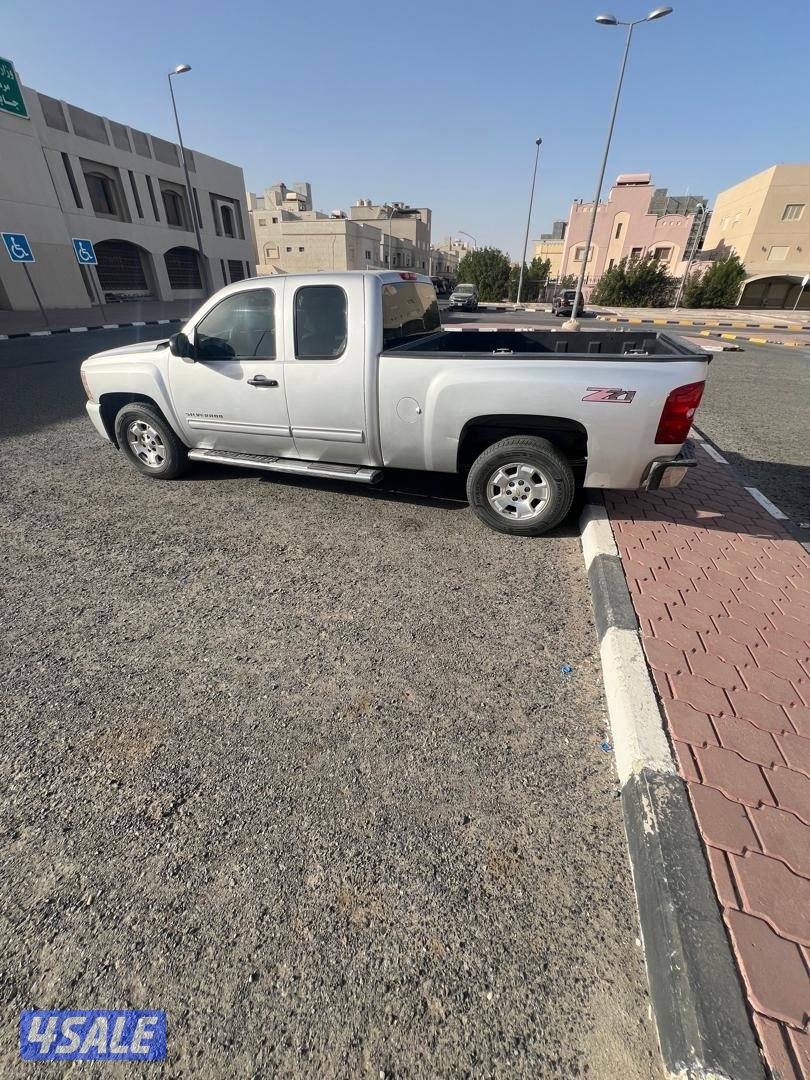 تسعه تسعه اثنين صفر صفر ثمنيه سته ثلاثه2