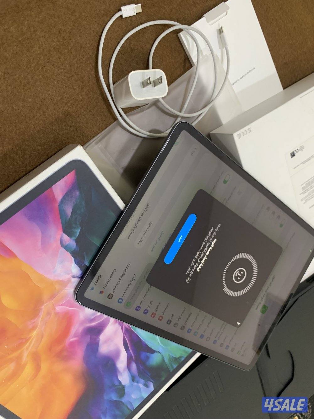 ايباد ابل برو 12.9 انش 128 قيقا نظيف بطارية 92 مع الاغراض كامله4