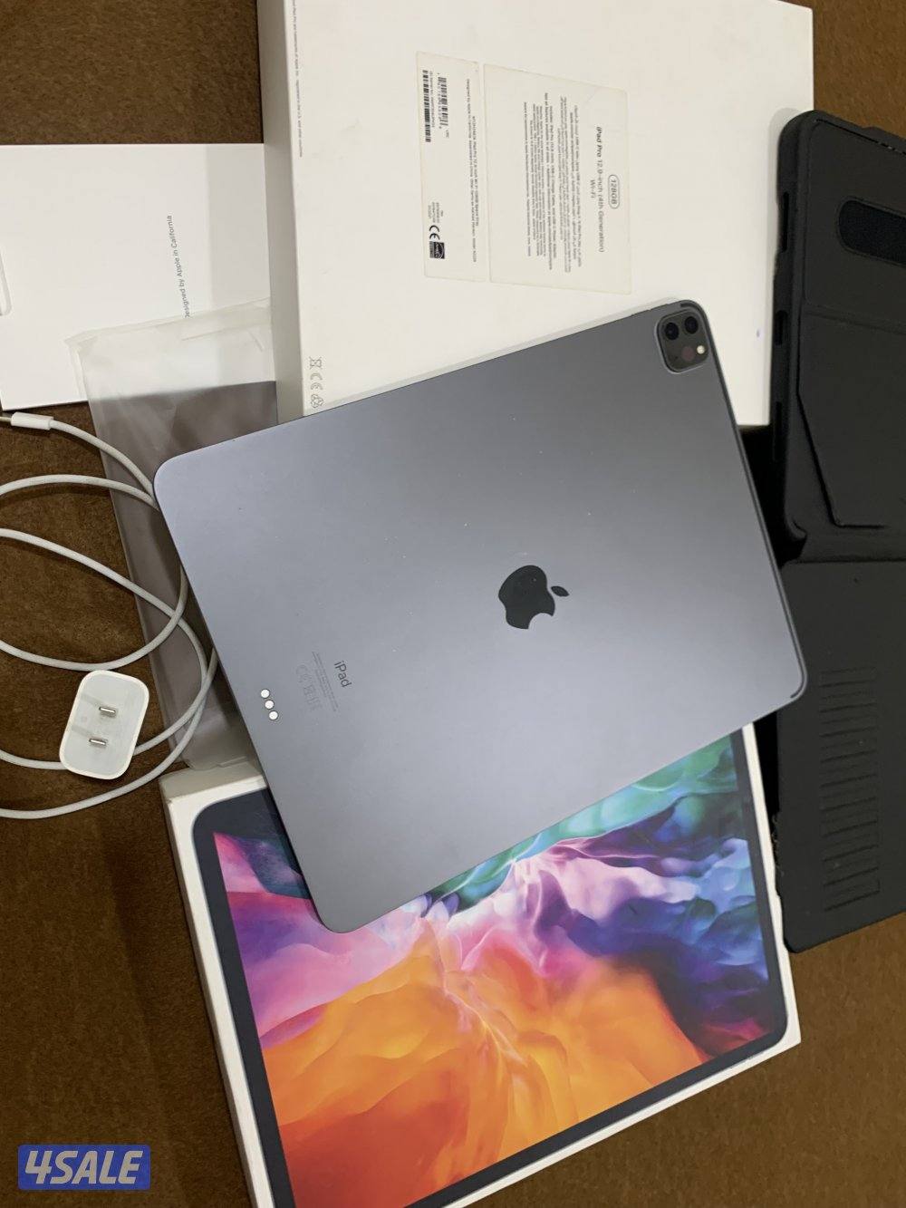 ايباد ابل برو 12.9 انش 128 قيقا نظيف بطارية 92 مع الاغراض كامله6