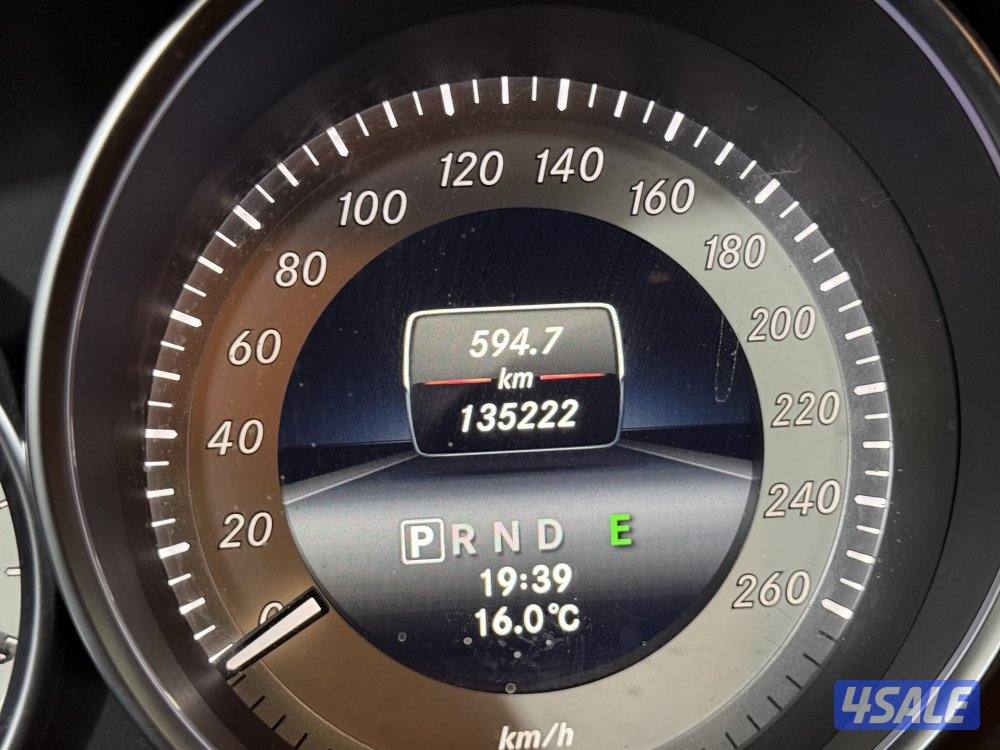 للبيع مرسيدس c2003