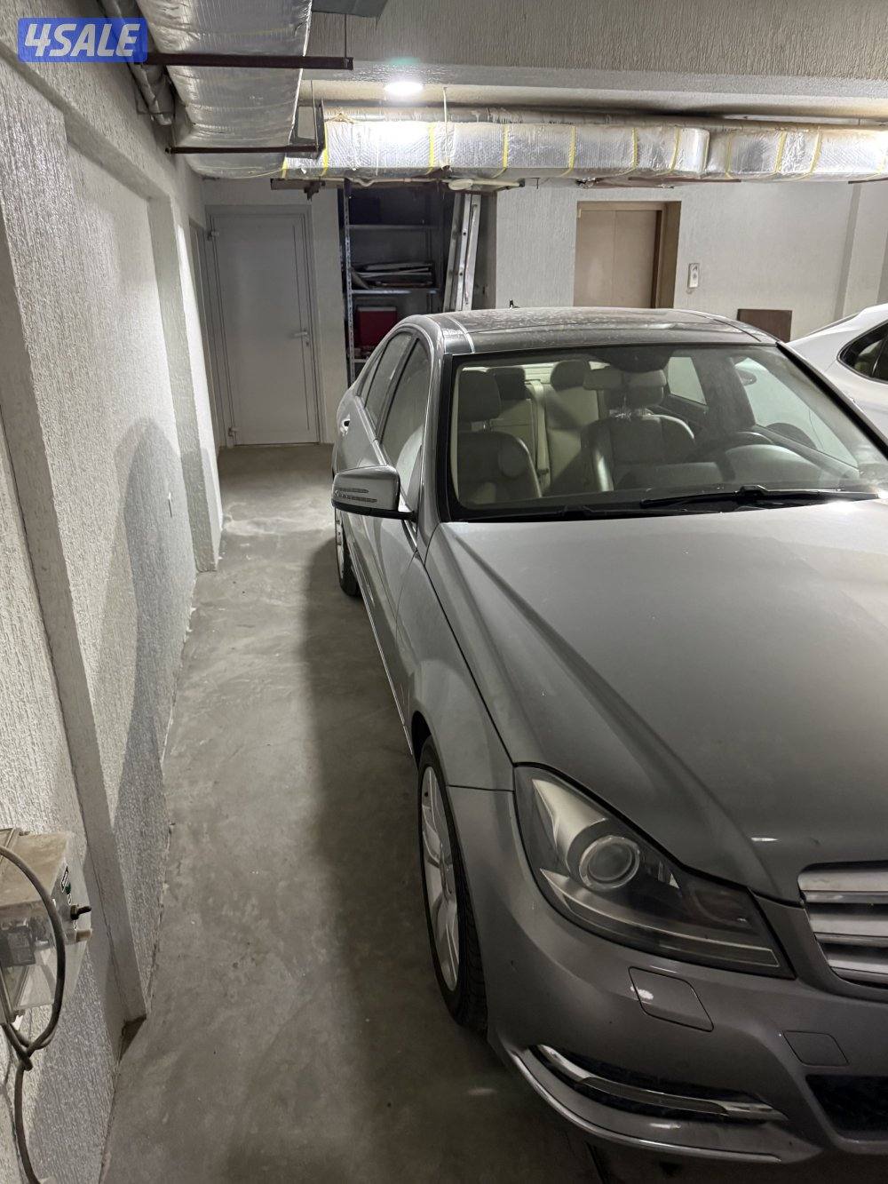 للبيع مرسيدس c2006