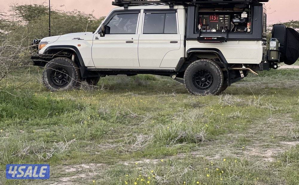 للبيع تويوتا شاص قمارتين4