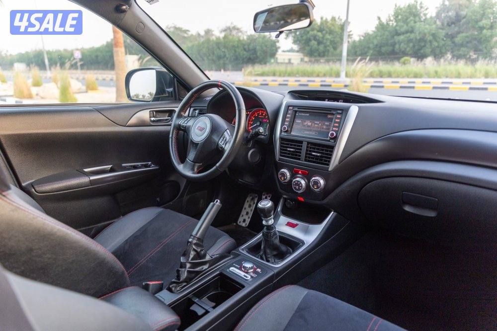 سوبارو أمبريزا STI مخزن بحالة المصنع ماشي ١٧،٠٠٠ كم10