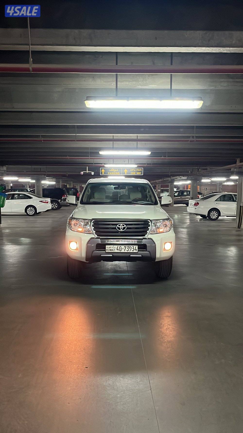 لاند كروزر 20143