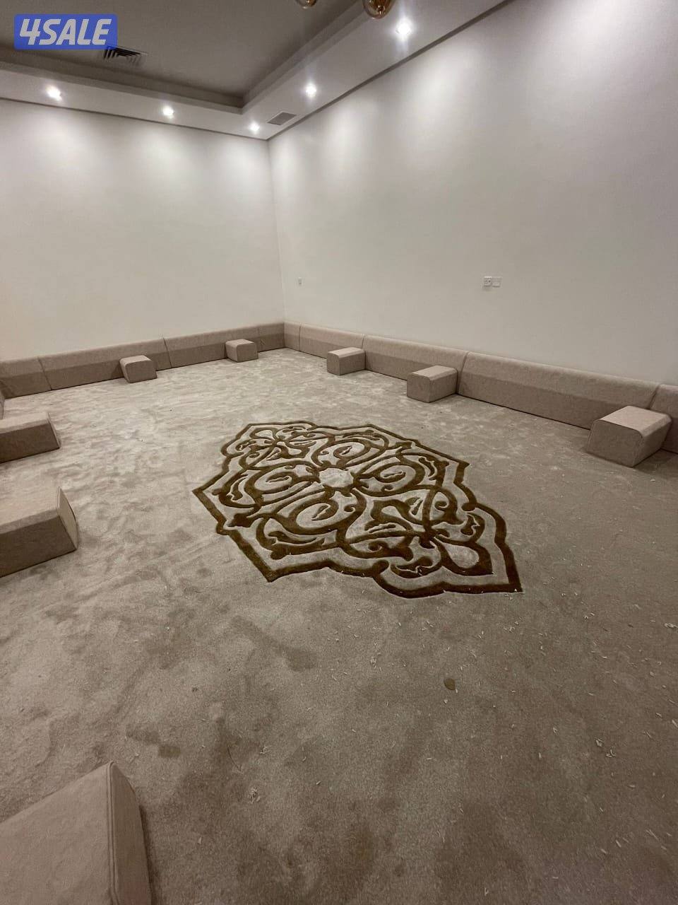 يوجد جمميع انواع السجاد2