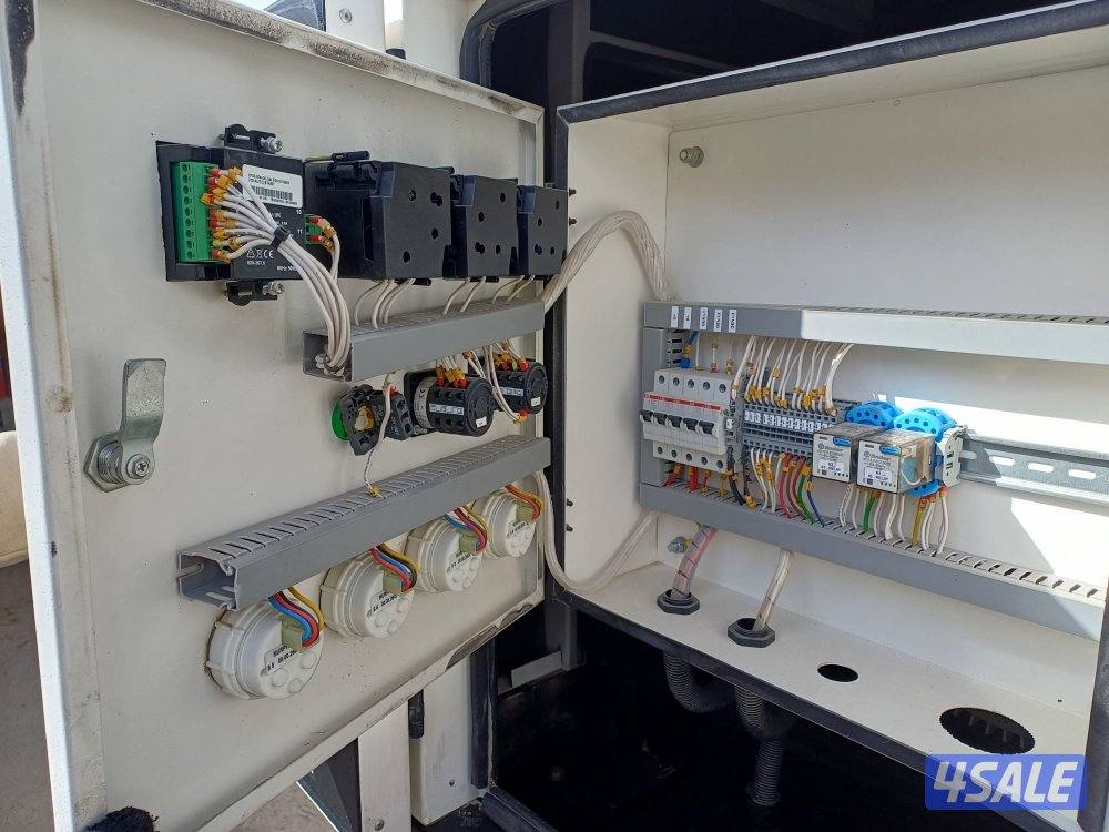 للبيع مكينة بيركنز 30 الف8