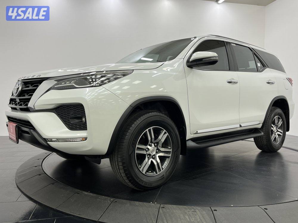 TOYOTA FORTUNER_N 4 CYL 4X4 HIGH OPTION1