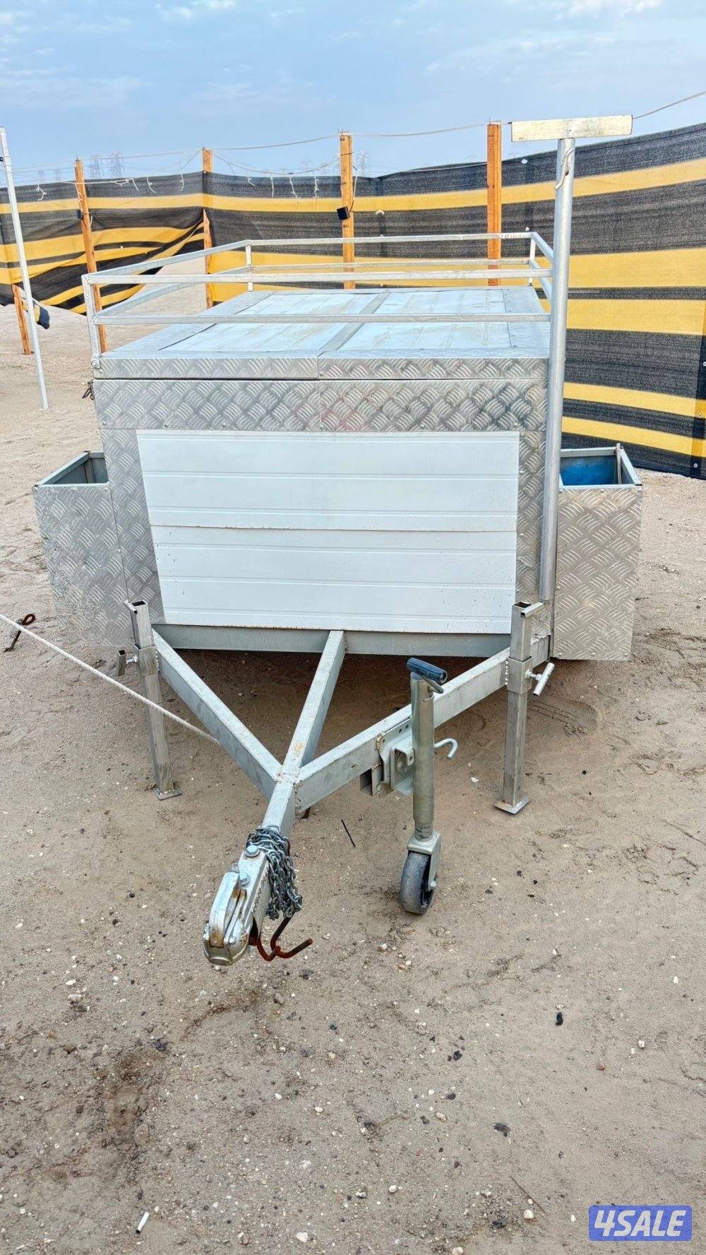 للبیع عربانه مع مكينه تنفع للكشتات0