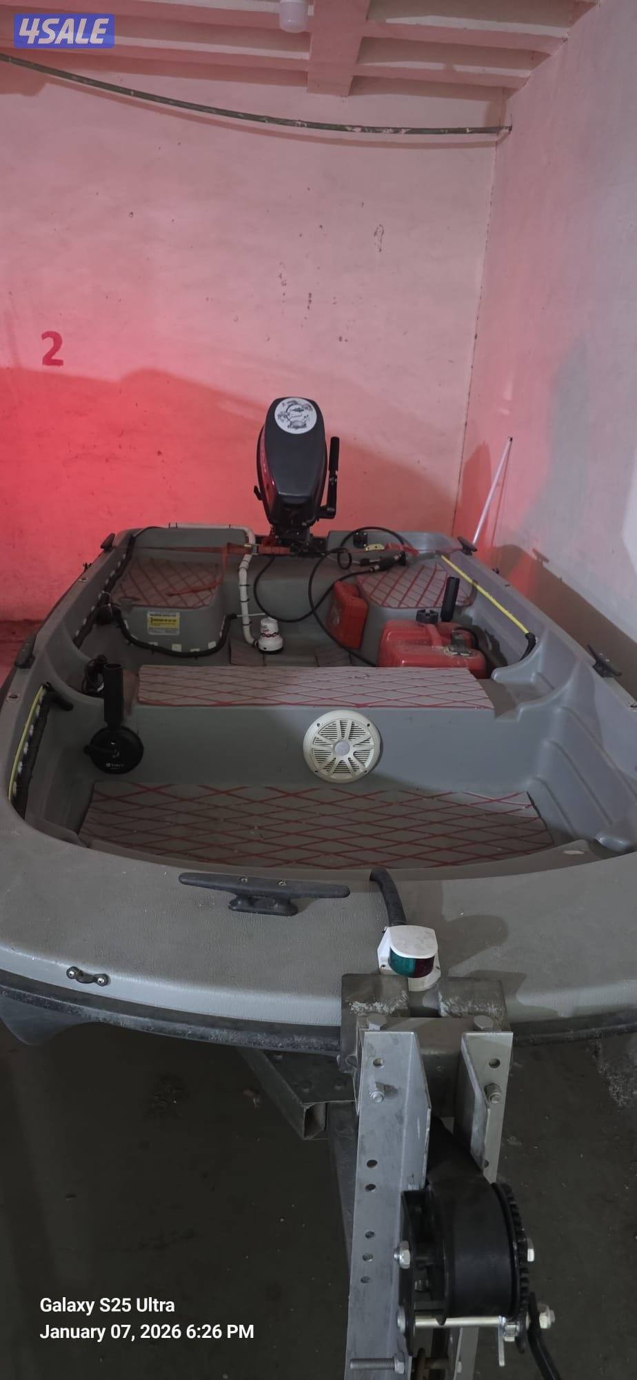 للبيع ماشوة مع عربانة ومكينة ومعاه دفتر2