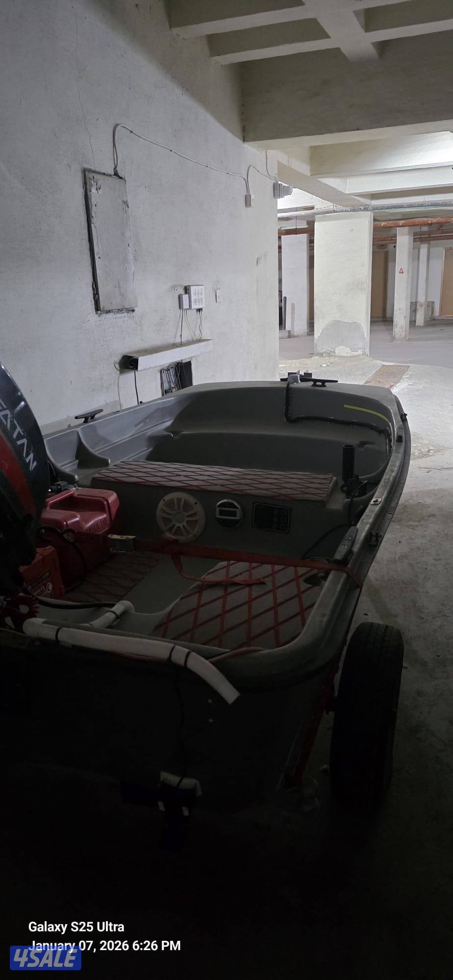 للبيع ماشوة مع عربانة ومكينة ومعاه دفتر4