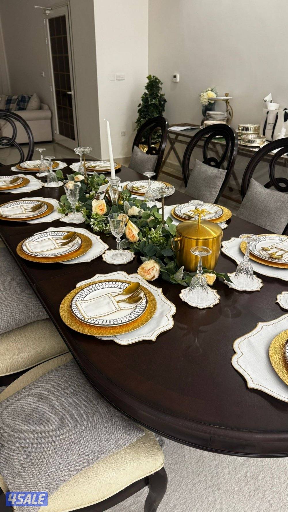 طاولة طعام1