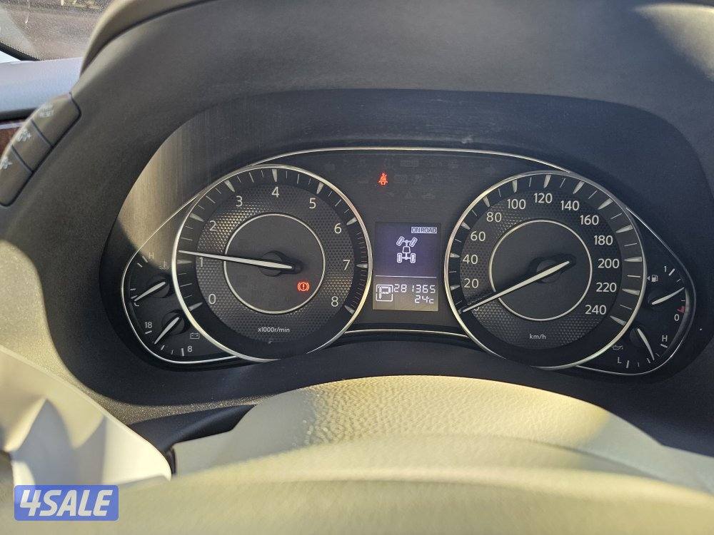 للبيع نيسان باترول 2014 SE8