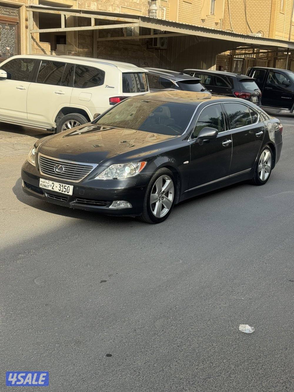 لكزس ماشي 275 الف2