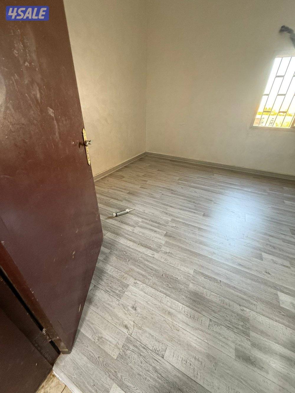 صبغ الغرفه ١٥ دينار2