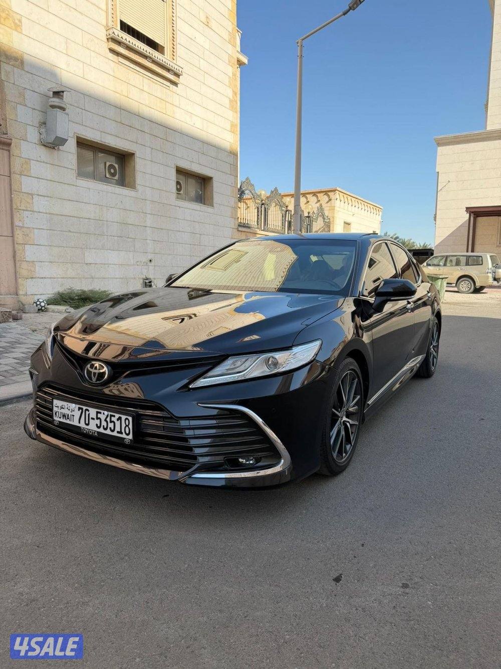 كامري لمتيد 2023 6V الساير بحاله الوكاله عداد 47 الف3