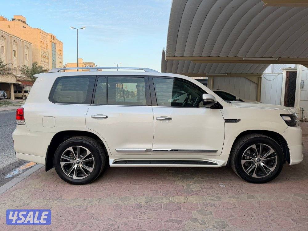 لاند كروز تورينق 2020 عداد 132 الف3