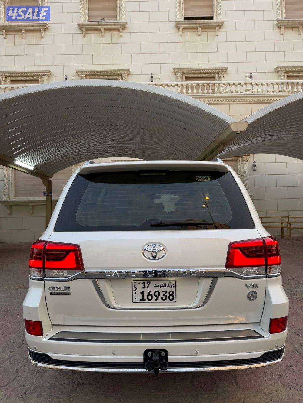 لاند كروز تورينق 2020 عداد 132 الف7