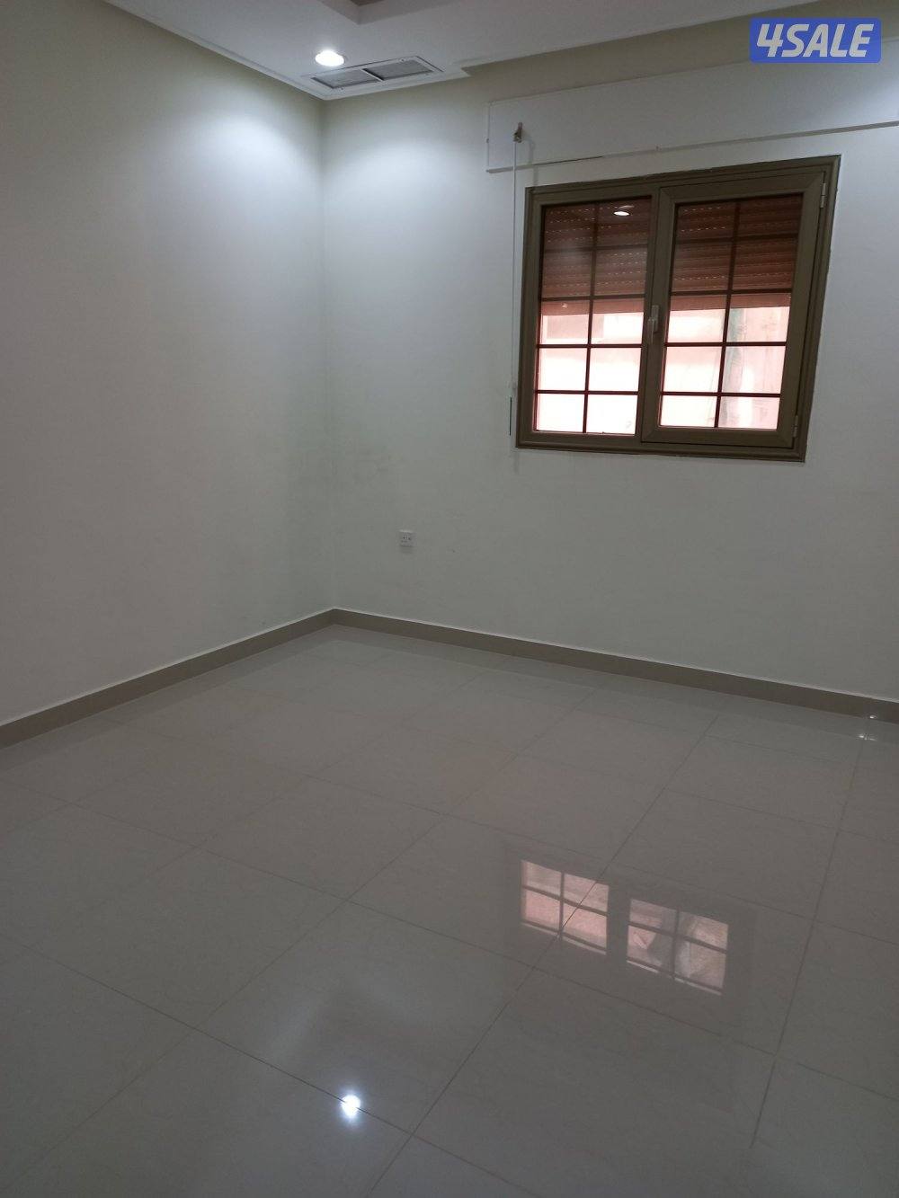 شقة في صباح الاحمد من المالك مباشرة9