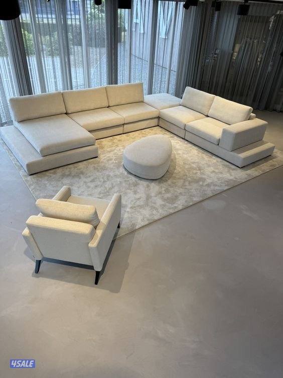 الضجيج مجمع غالرليا بوابة٢او٥بجوار بوخمسين للسجاد0