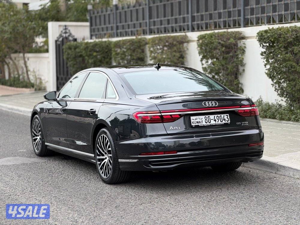 اودي A8L TFSI55 موديل 2024 عداد 21 الدرجة الأولى الغانم صبغ وكالة3