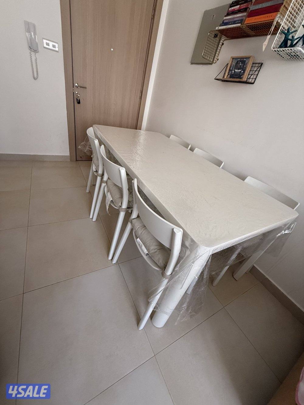 طاوله  طعام مع ٦ كراسي1
