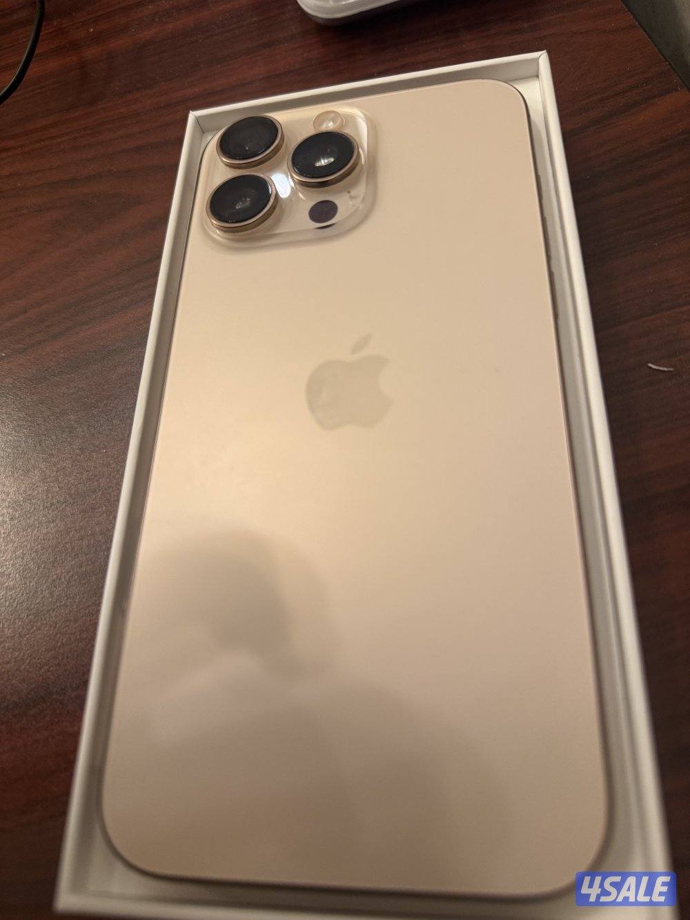 ايفون 16 برو ماكس مساحه 256 بطريه 95%9