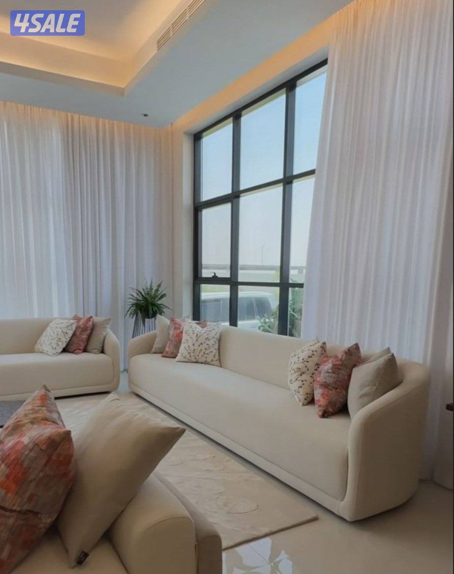 الضجيج مجمع غالرليا بوابة ٢او ٥ بجوار بوخمسين للسجاد1