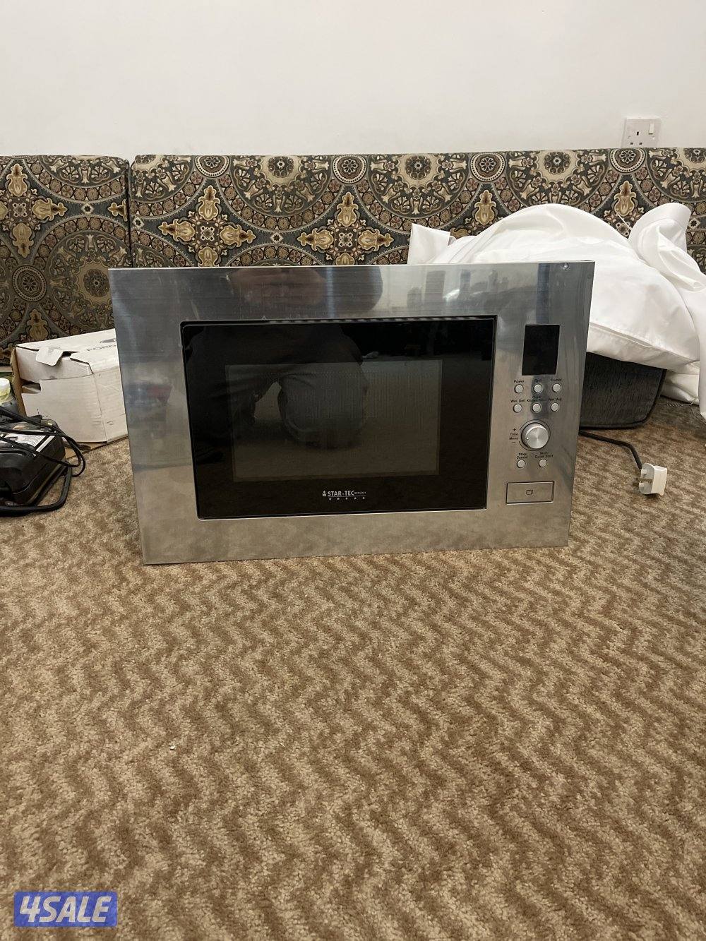 للبيع فرن ماركة بوش اصلي مقاس ٦٠/٦٠ ومكرويف3