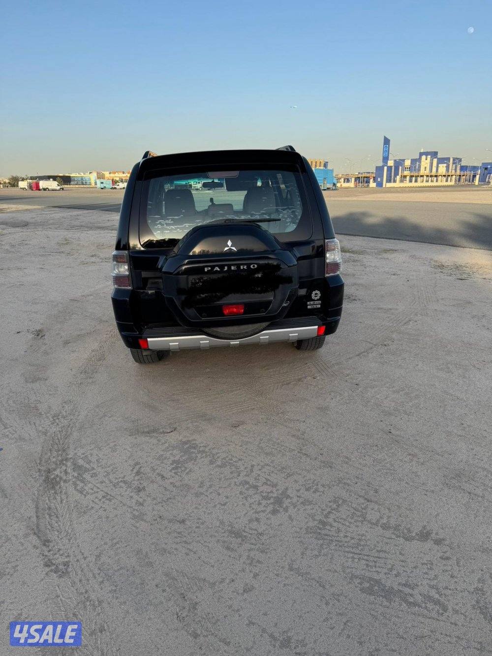 باجيرو 2017 - فل ابشن ( Rockford Edition ) 3.8v3